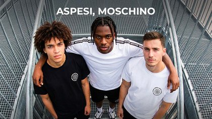 Aspesi, Versace Couture y Moschino