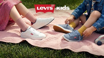 Levi's®