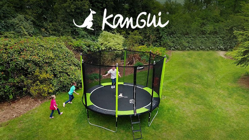  TRAMPOLINES & AIRES DE JEUX