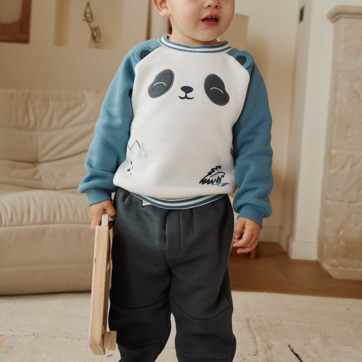 Ensemble Sweat + Legging Enfant En Molleton – Couleur Ciel – Volants Sur épaule – Taille élastique – Label OEKO-TEX