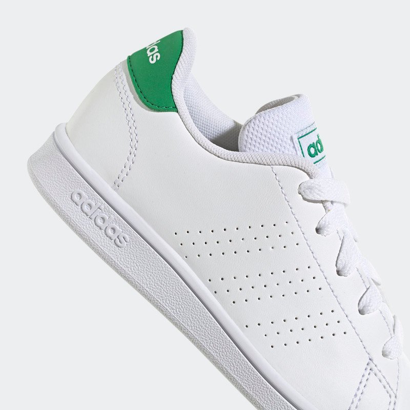 Chaussure à lacets Advantage Lifestyle Court en Blanc