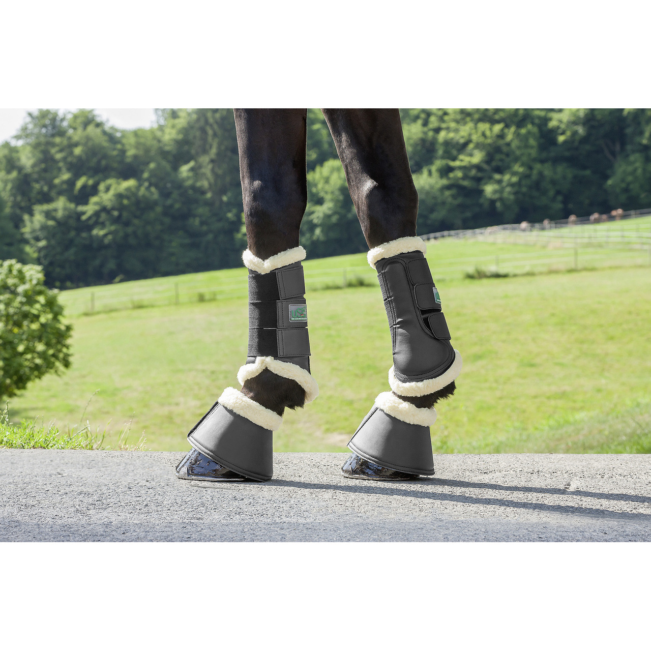 Usg Cloches pour cheval avec doublure en tissu respirant et fausse fourrure USG