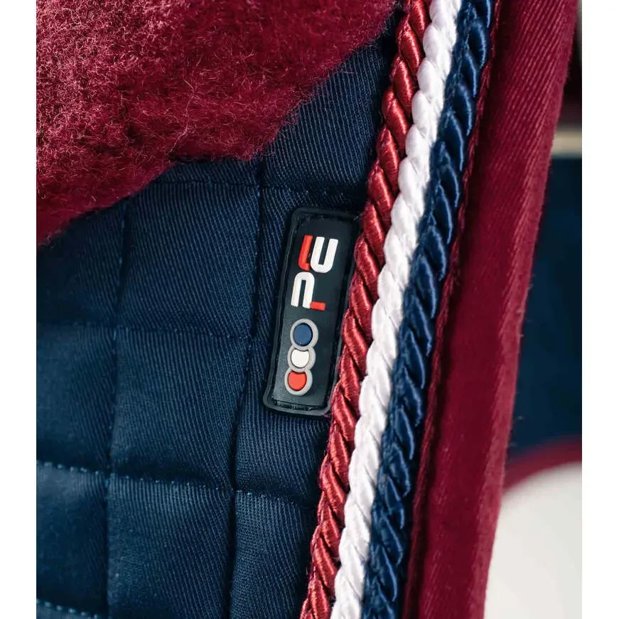 Tapis de selle amortisseur mouton synthétique intégré Premier Equine GP/Jump Numnah - black / natural wool - Full - Sport Tapis de selle amortisseur mouton synthétique intégré Premier Equine GP/Jump Numnah - black / natural wool - Full - Sport
