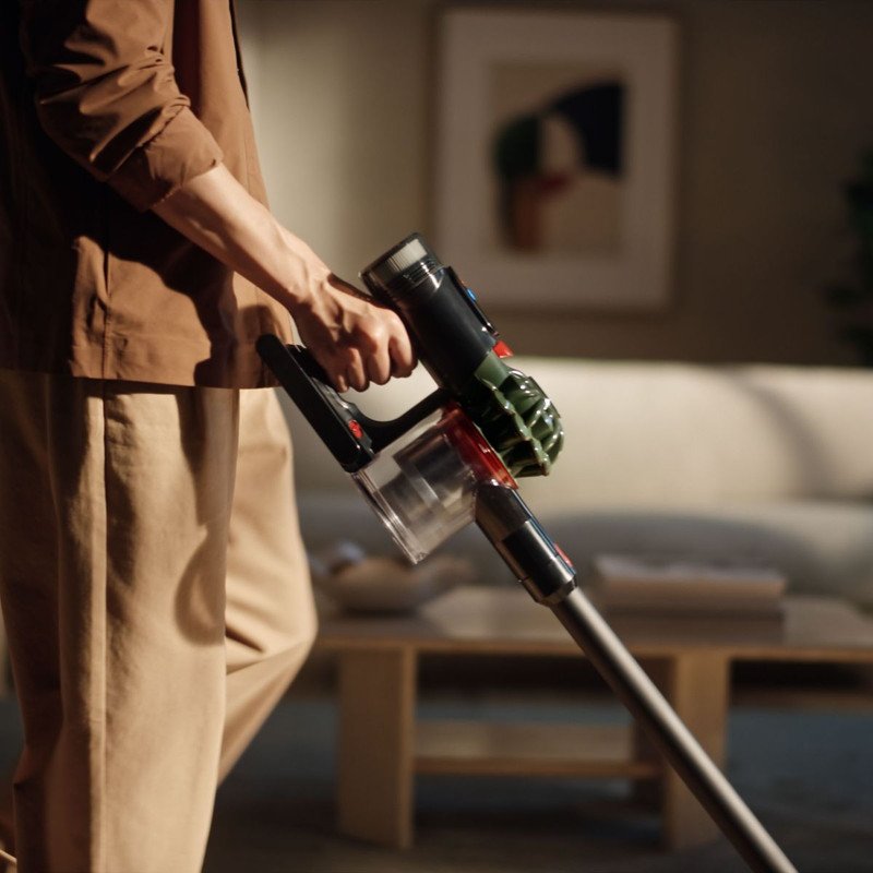 Aspirateur Russell V8 Cyclone